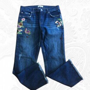⛔️(Gifted w/ Purchase) Zara Embroidered Applique Floral Boot Cut Jeans (6)